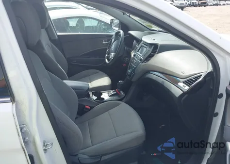 2017 Hyundai Santa Fe Sport 2.4L z USA, uszkodzony, nr VIN 5XYZTDLB8HG443490